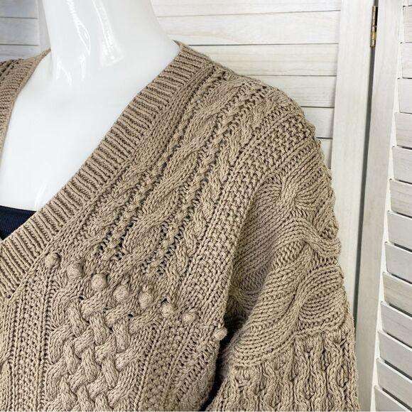 Express 90s Vintage Hand Knit Oversized Chunky Sweater Tan Taupe Medium V Neck - Picture 5 of 11